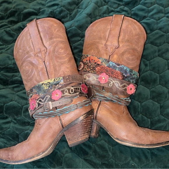 Durango Cowgirl Boots - Picture 1 of 4